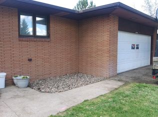 414 Cedar St, Dix, NE 69133