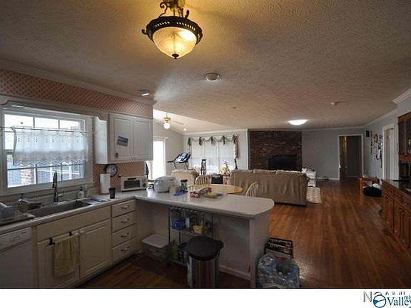 5th image of 1702 Lakehill St NW
