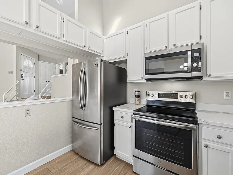 649 La Maison Dr — Photo 26