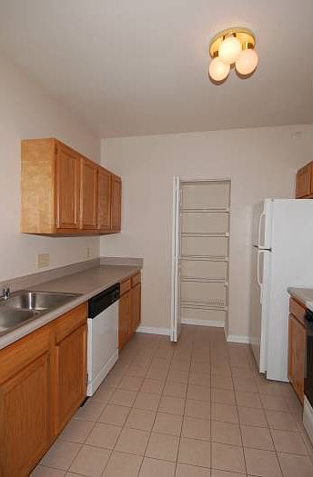 Spacious Kitchen