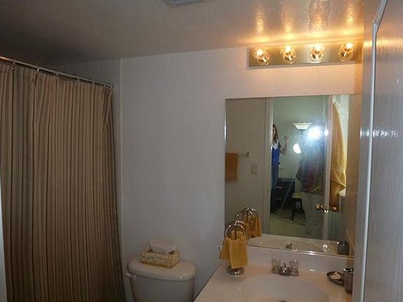 5th image of 4920 NW 79th Ave APT 204