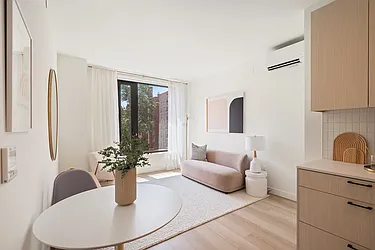 Rented by Living New York