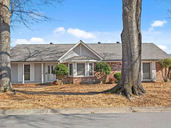 102 Charter Ct, Sherwood, AR 72120