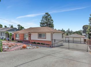 951 Saint Andrews Dr, El Sobrante, CA 94803