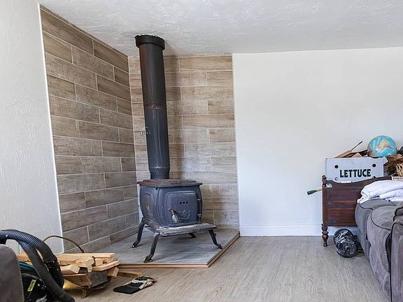 3rd image of 69 Berkeley St