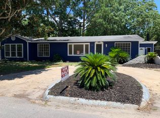 1110 Mantou St, Pascagoula, MS 39567