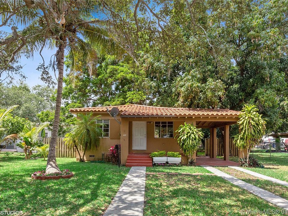 1st image of 620 La Villa Dr