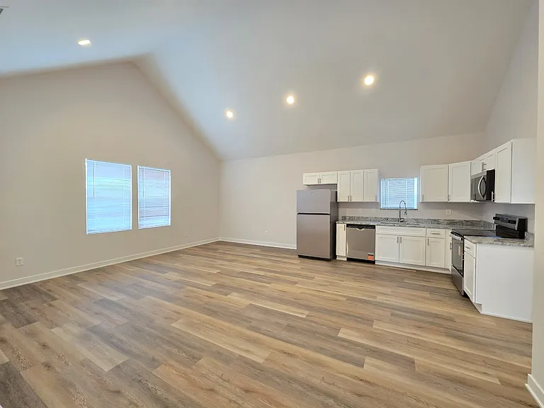 401 N Walcott St #A — Photo 14
