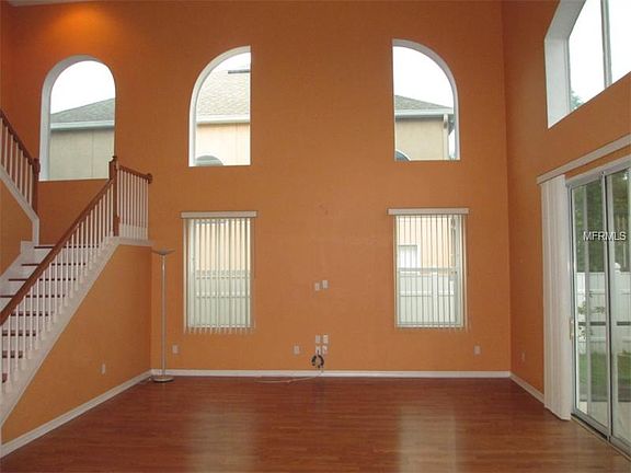 3rd image of 447 Lake Amberleigh Dr