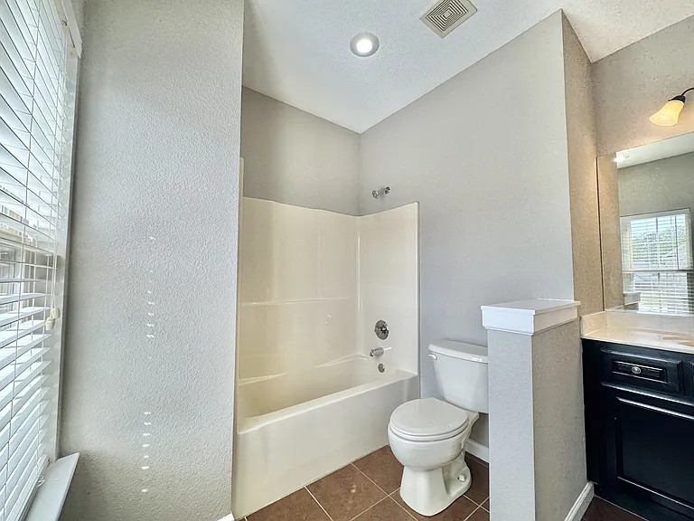 942 E Craighead Forest Rd #107 — Photo 37