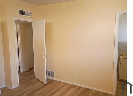 10241 Luella Ave — Photo 18