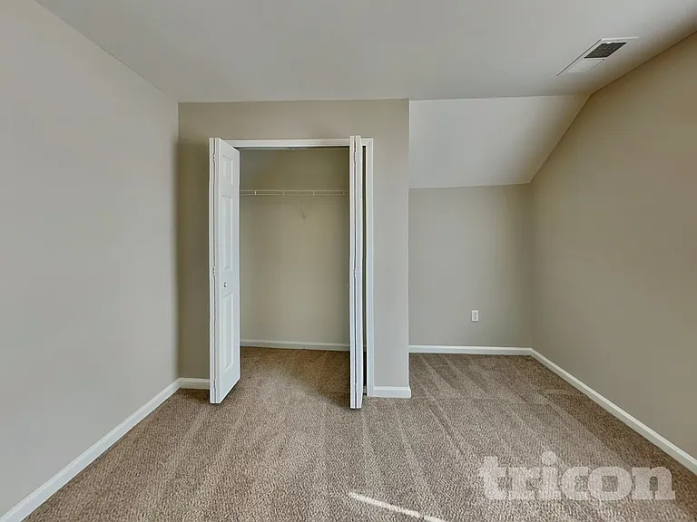 224 Barnevelder Dr — Photo 12