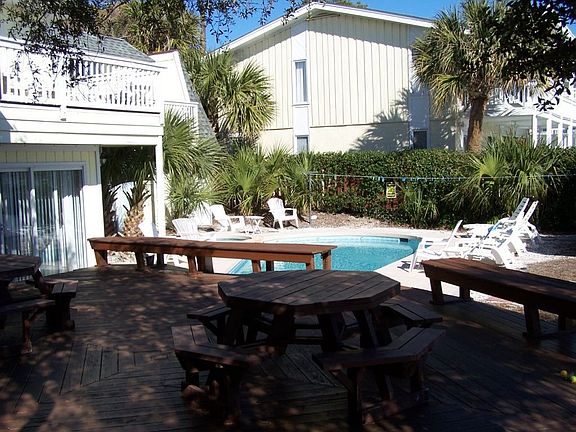 3rd image of 15 Dune Ln