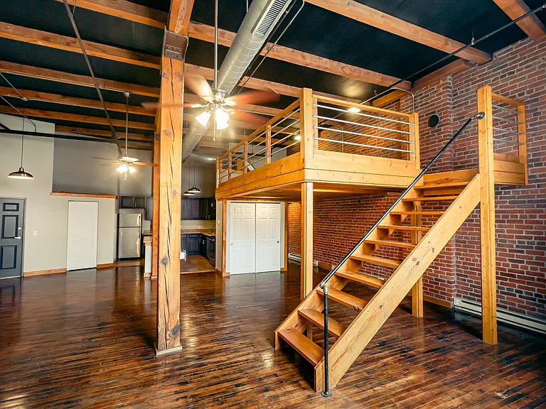 Lofts On Madison — Photo 15