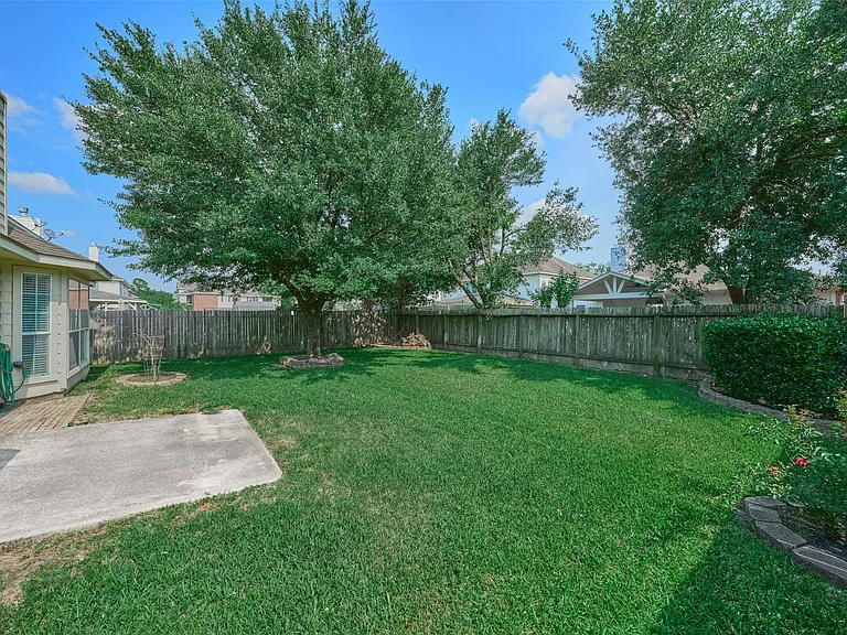 506 Elm Ridge Dr — Photo 34