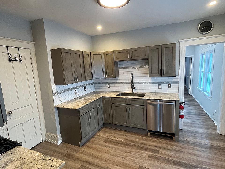 1st image of 38 Main St APT 2