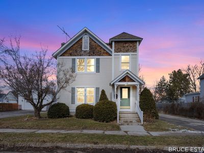 79 Pearl St NW, Sparta, MI, 49345