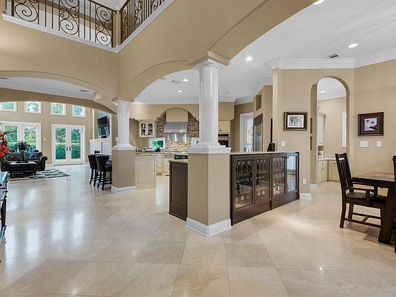5th image of 1285 Greenview Ln