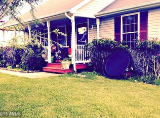 7010 Helm Dr, Remington, VA 22734