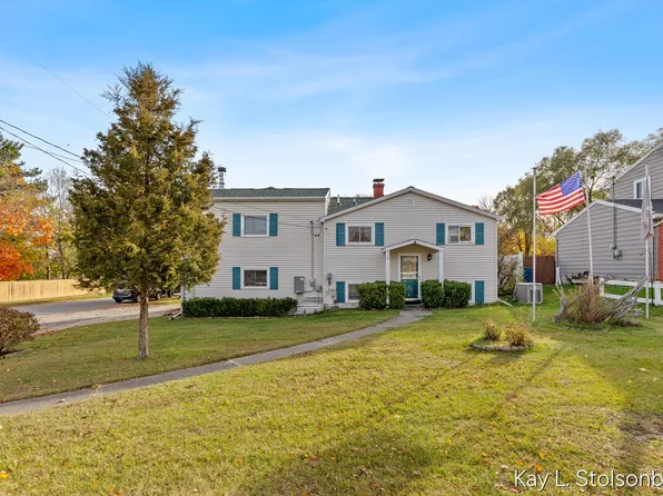 715 W Main St, Middleville, MI 49333