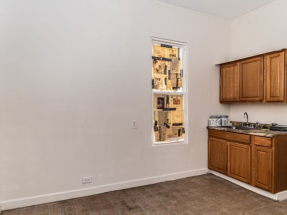 4th image of 6500 S Bishop St
