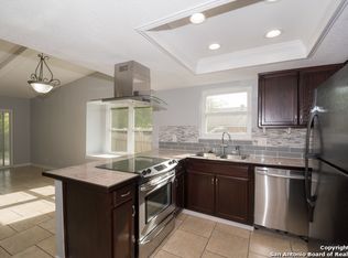 6330 Ridge Pass Dr, San Antonio, TX 78233