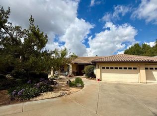 2527 Southern Oak Rd, Ramona, CA 92065