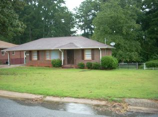 1274 Sanders Dr, Morrow, GA 30260
