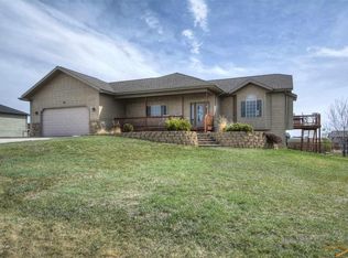 23012 Candlelight Dr, Rapid City, SD 57703