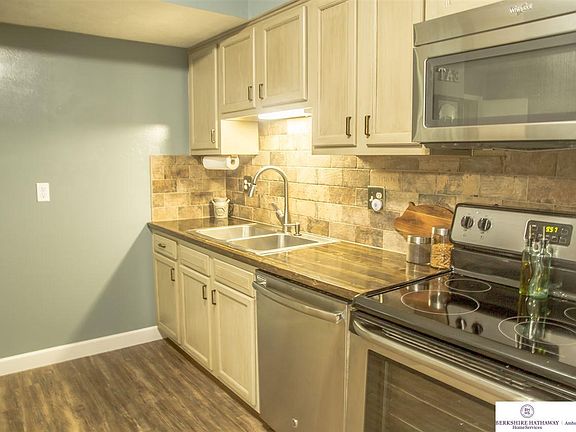4th image of 1901 Winnie Dr APT 6