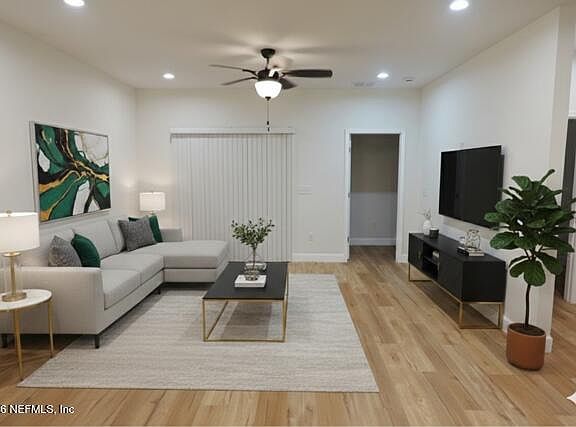 3rd image of 2120 W 2ND Street