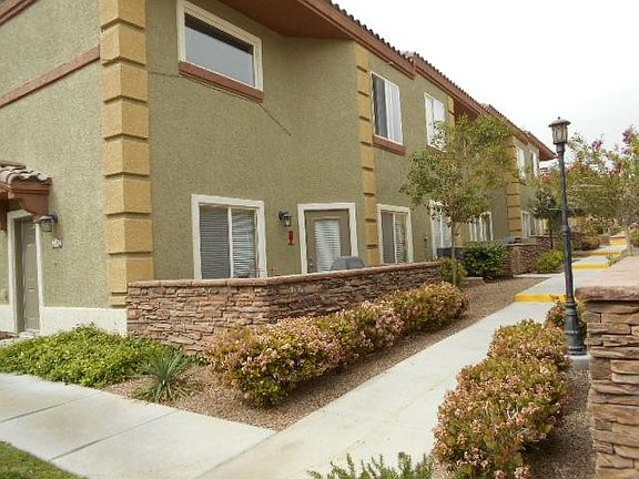 3rd image of 10538 Midnight Gleam Ave