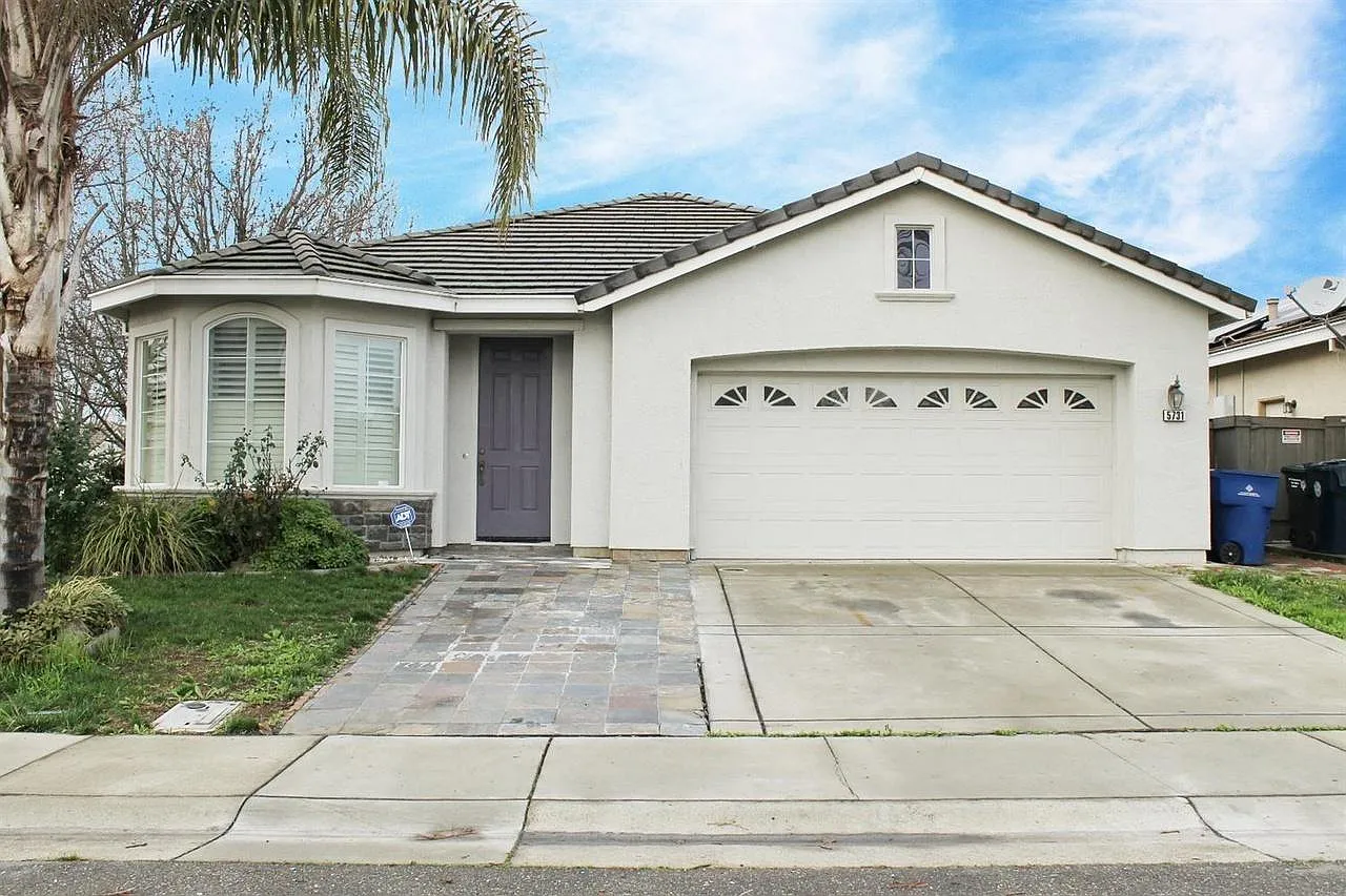 5731 Amnest Way photo 1