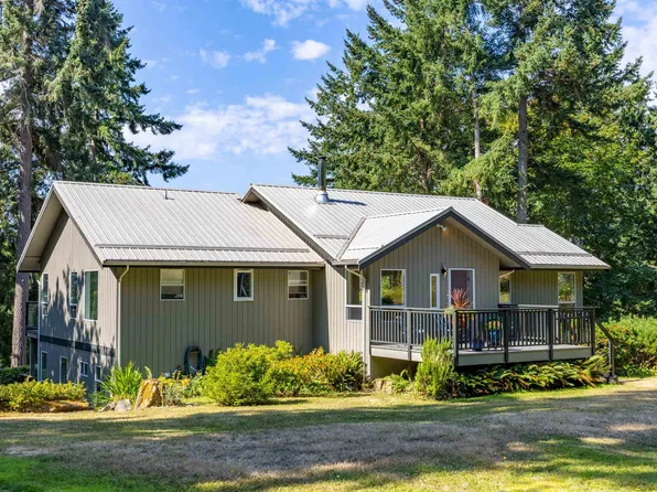 419 Clanton Rd, Southern Gulf Islands, BC V0N 1P0