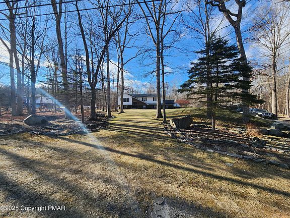 3rd image of 3572 Bristol Cir W