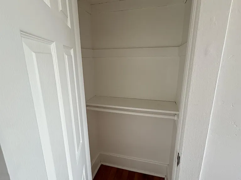 1031 21st St #1 — Photo 9