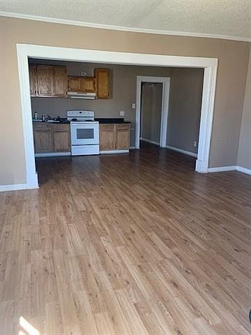 2nd image of 315 W Napoleon St #2