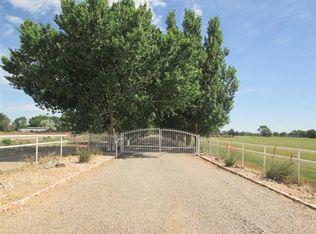 31 Vallejos Rd, Los Lunas, NM 87031
