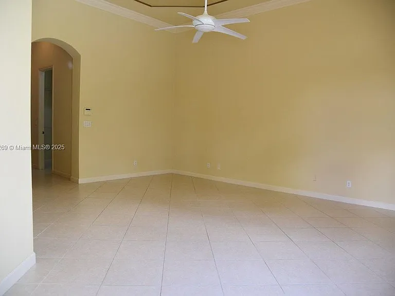 138 Tranquilla Dr — Photo 13