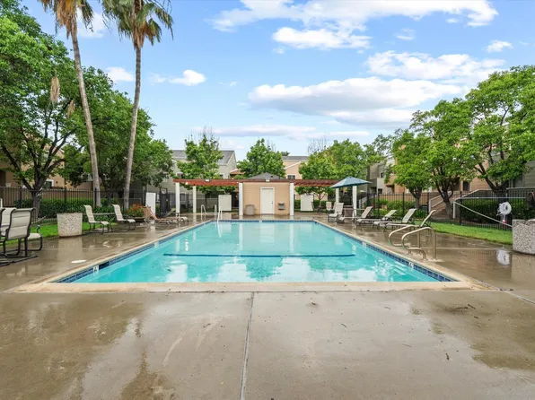 1019 Dornajo Way APT 160, Sacramento, CA 95825