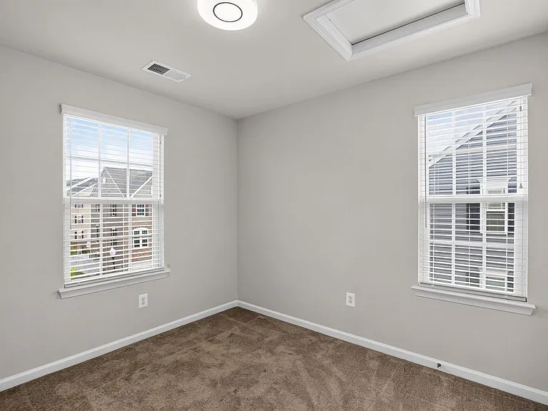 151 Seldovia Dr — Photo 9