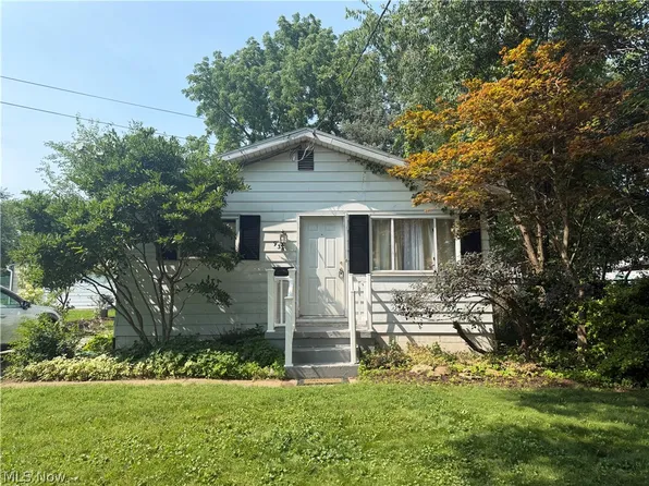 935 Carnegie Ave, Akron, OH 44314