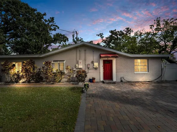 5 N Hayes Rd, Oldsmar, FL 34677