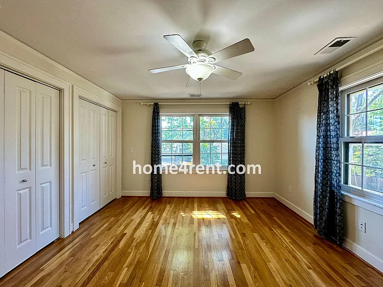 211 W 66th St — Photo 33