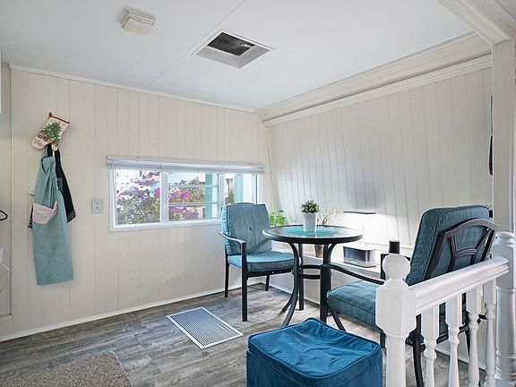 2nd image of 701 Spanish Main Dr #627