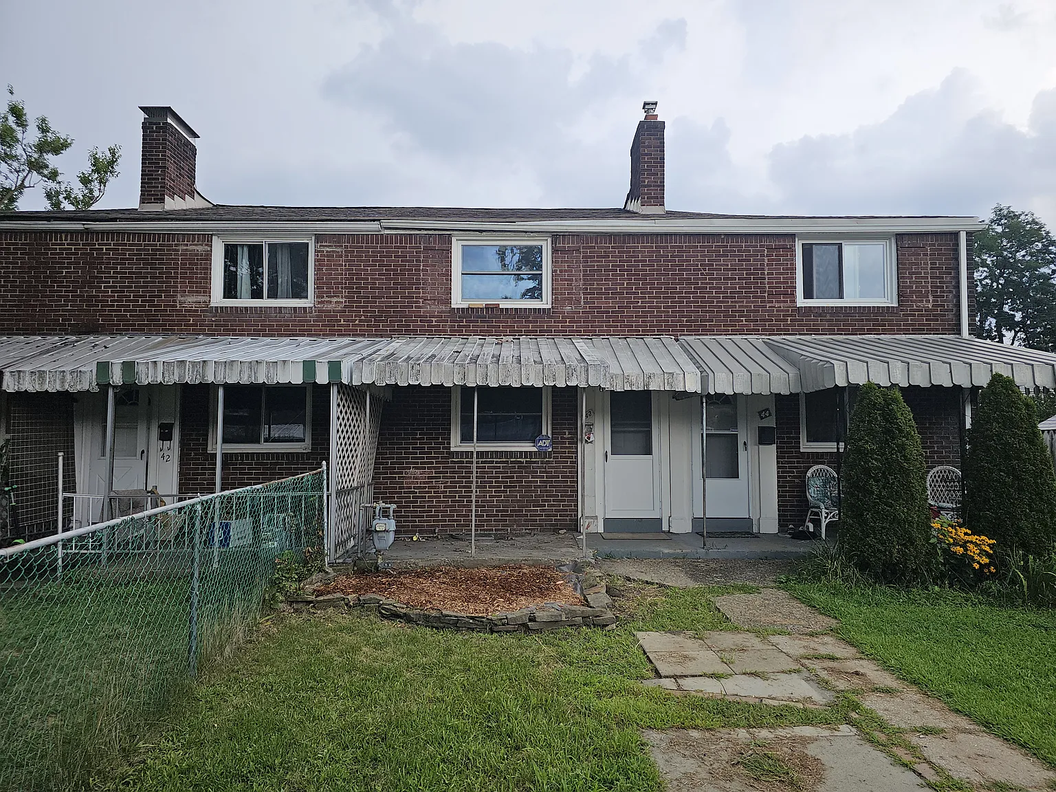 2 bed, 810 sqft, $1,100 — Photo 2