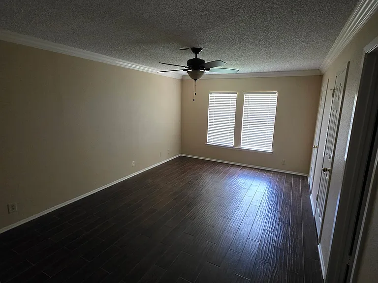 6919 Sunshine Tree Dr #1 — Photo 14
