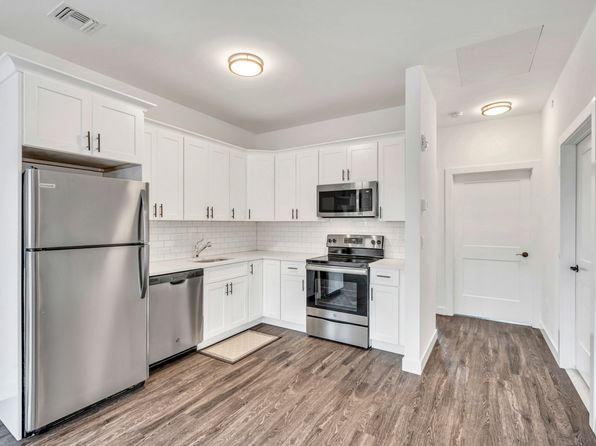 140 S Clinton Ave #1F