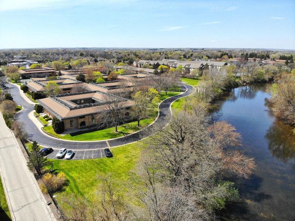 Brown Deer Wi Condos Apartments For Sale 14 Listings Zillow