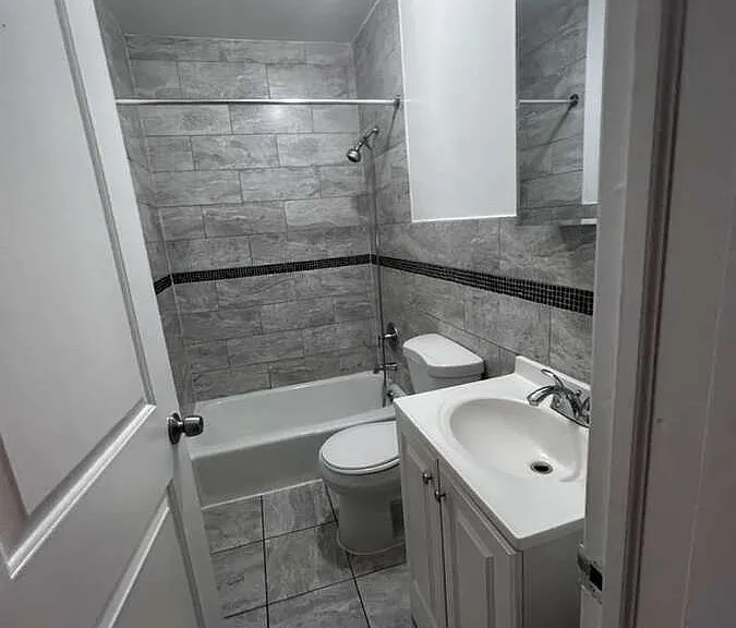 34 Garfield St — Photo 2